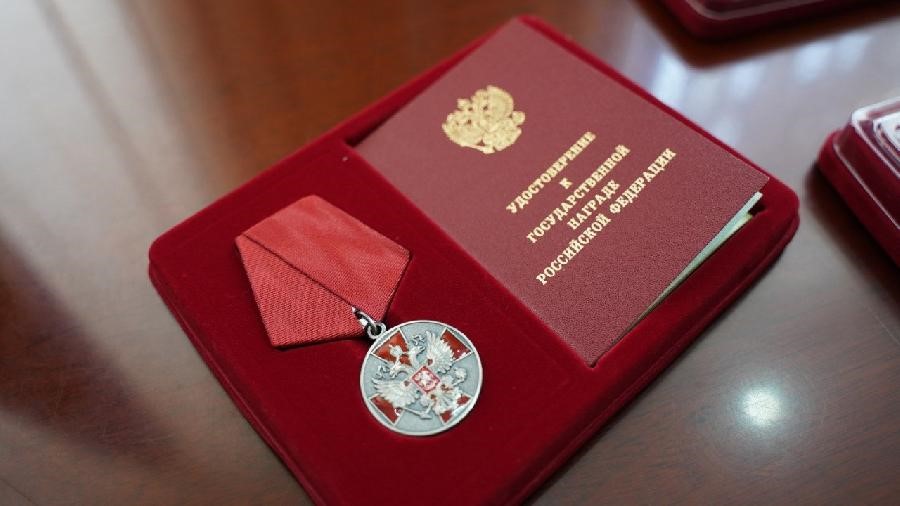 Глава КБР Казбек Коков передал государственные награды родственникам погибших военнослужащих